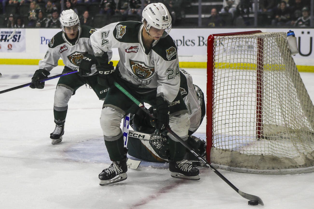 Silvertips’ Tarin Smith (24) moves with the puck during a game between the Everett Silvertips and Victoria Royals at the Angel of the Winds Arena on Saturday, Sept. 23, 2023. The Silvertips won, 5-3. (Annie Barker / The Herald)