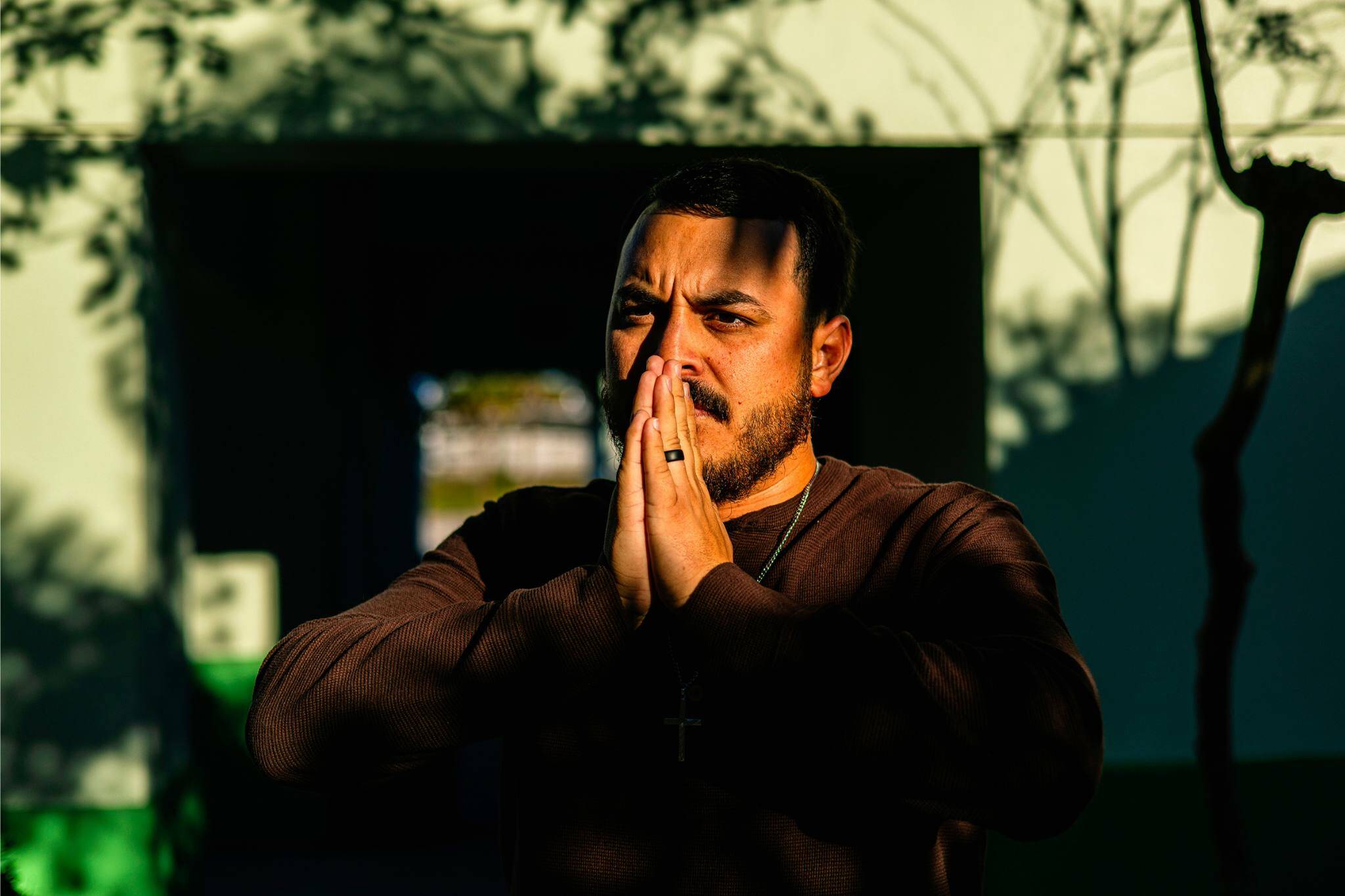 Dorian Cerda, who was aboard a plane that caught fire over the Gulf of Mexico, in Lake Placid, Fla., on Sunday. Extreme turbulence, a blown-out door, an engine on fire: For passengers and crew members who have experienced in-air emergencies, the pain endures. (Saul Martinez / The New York Times)