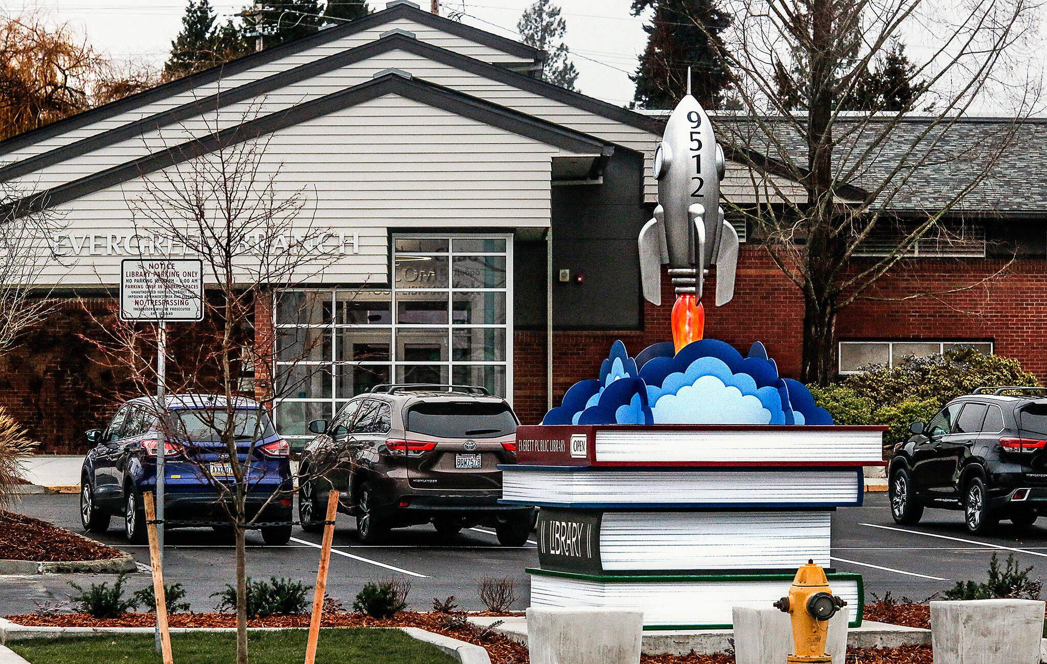 The Evergreen Branch of the Everett Public Library in 2019. Everett Public Libraries are among 22 recipients of money from the county for HVAC improvements. (Dan Bates / Herald file)