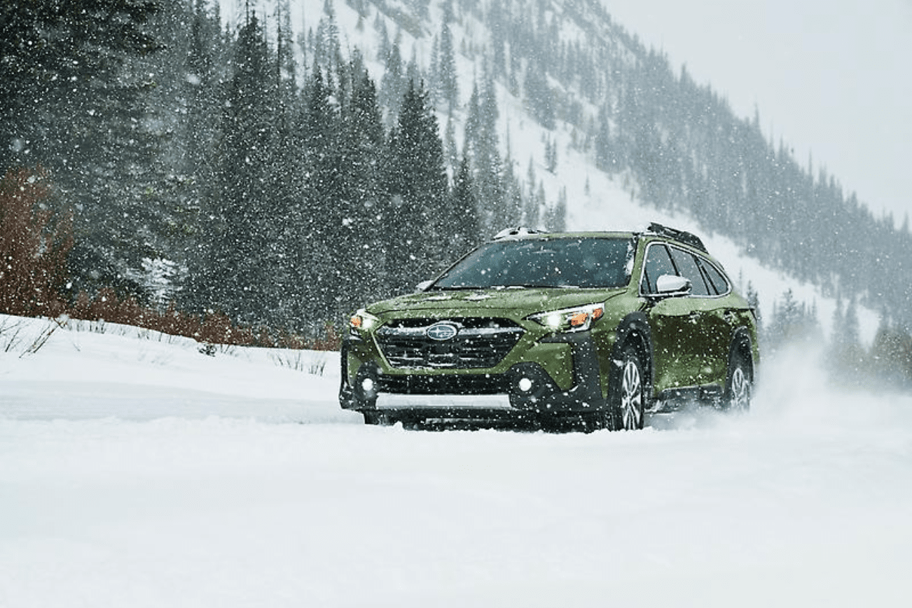 Outback slices through the snow without fanfare. Photo provided by Subaru US Media Center.